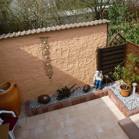 Am Peeneufer Ug Guest house