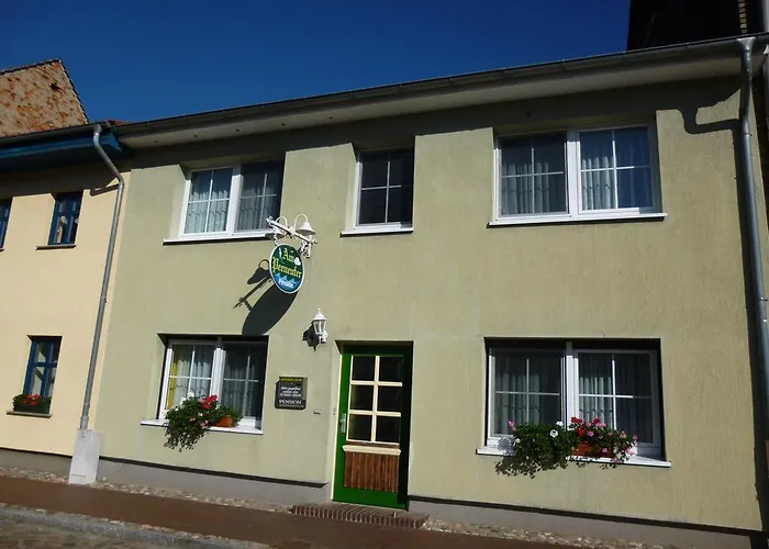 ゲストハウス Am Peeneufer Ug