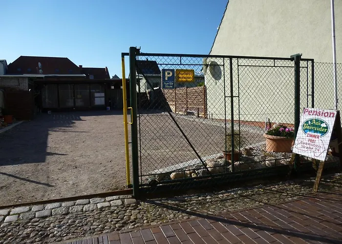 ゲストハウス Am Peeneufer Ug ヴォルガスト